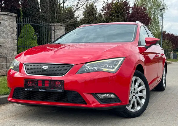 samochody osobowe Seat Leon cena 22800 przebieg: 300000, rok produkcji 2014 z Góra Kalwaria